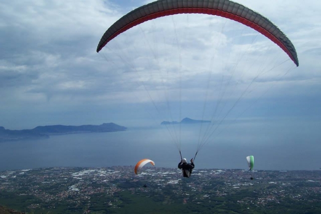  Vuelo parapente de Vesuvio 